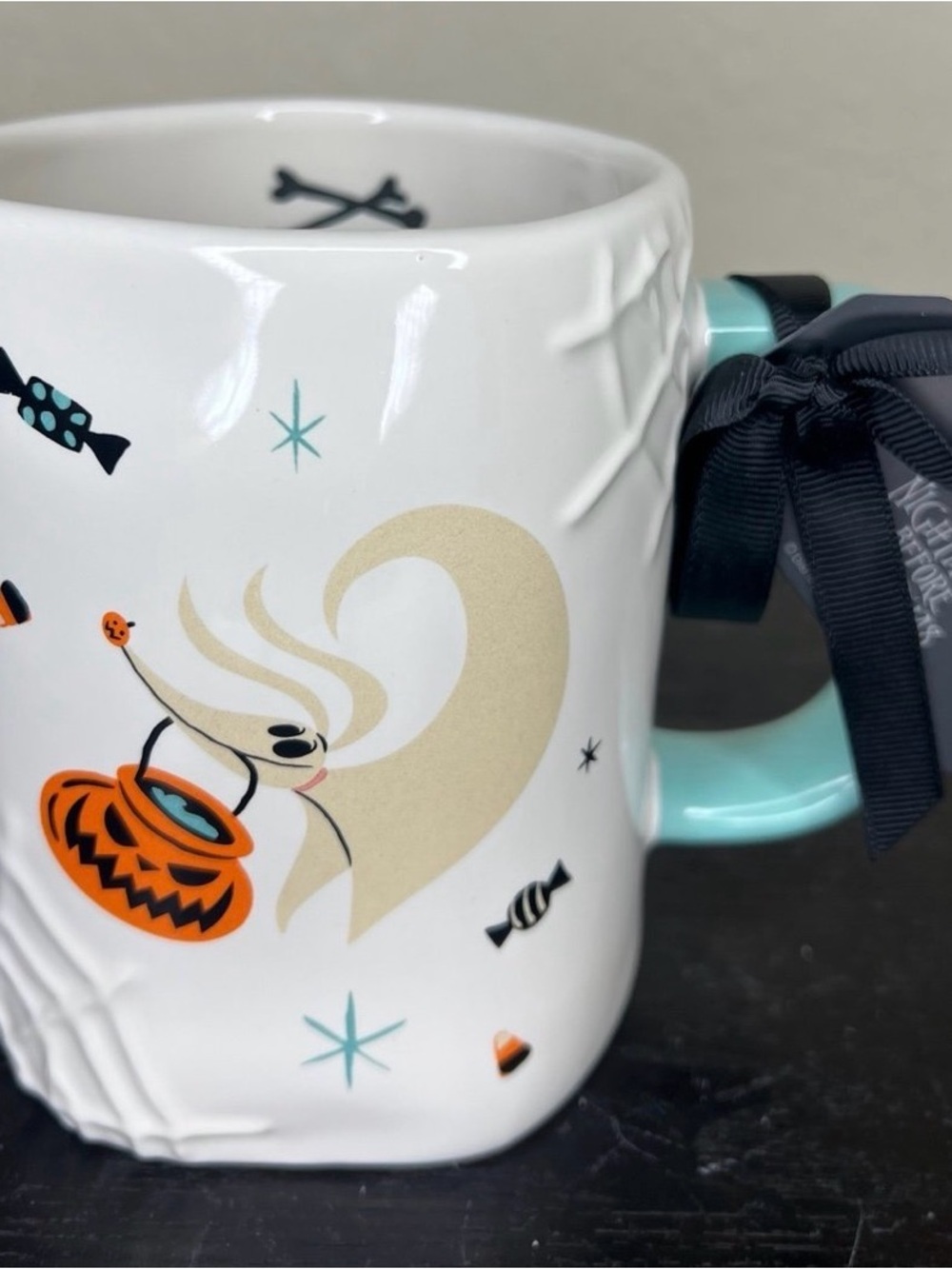 The Nightmare Before Christmas Zero Mug - White with Aqua Handle